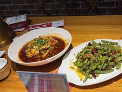 -小三峡食府(西五路店)