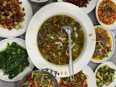 -酸婆娘江湖川菜(紫竹路店)