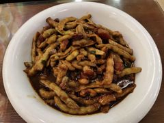 红烧肉黄金沟-连池鱼豆味坊(风景区店)