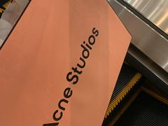 -Acne Studios(芮欧百货店)