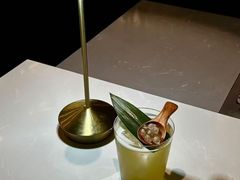 -Mx.cocktail bar