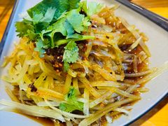 -勺子米线·云南传统小吃市集(四方街店)