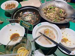 -费大厨辣椒炒肉(太平老街店)