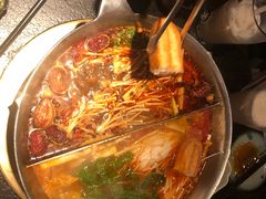 -湊湊火锅·茶憩(新中关购物中心店)