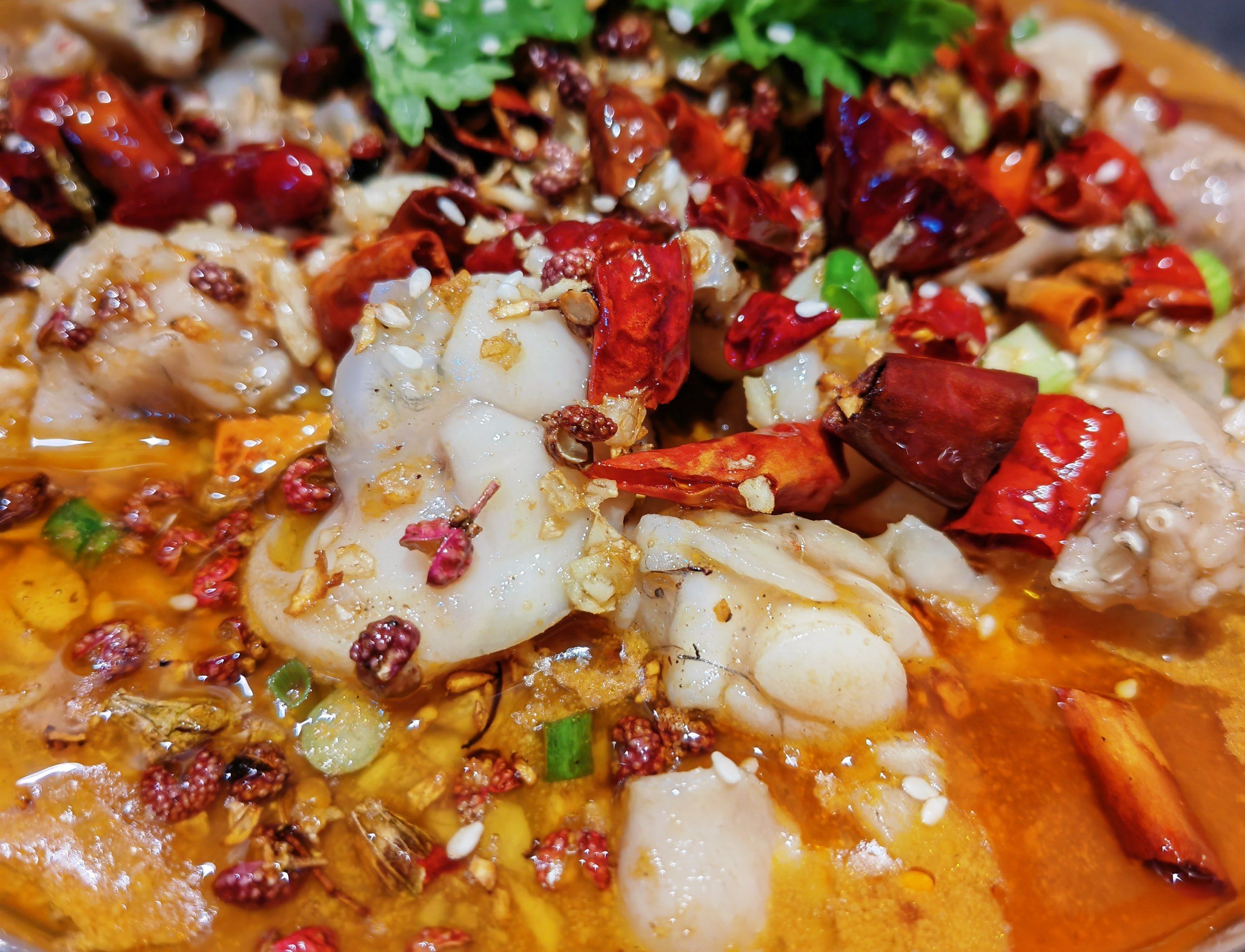 尤其是水煮田鸡泡椒田鸡,简直让人欲罢不能!