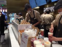 -奈雪的茶(湖滨银泰in77C区PRO店)