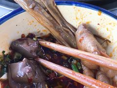 -瓜西西重庆火锅(花溪店)