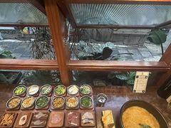 -银米·云南传统过桥米线(双廊黑金冠店)