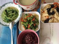 -鲸育宝宝月嫂(徐汇店)