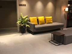 -如家精选酒店(兰州张掖路西关地铁站中山桥店)
