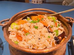 铜锅牛肝菌焖饭-一坐一忘云南菜(嘉里中心店)