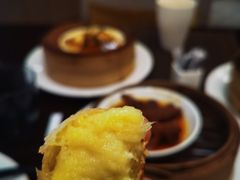 榴莲酥-万荟轩海鲜·粤式点心自助餐厅(蓝海风万怡酒店)
