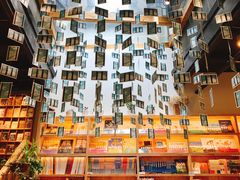 -猫的天空之城概念书店(杭州南宋御街店)