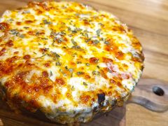 -Dragon Pizza•圆脸龙披萨·牛排餐厅