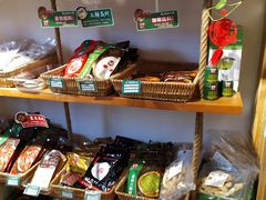 零售区-锅圈食汇火锅烧烤食材超市(红桥店)