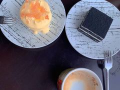 竹炭枸杞蛋糕-隐秀山居酒店大堂吧