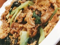 -园中园美食城