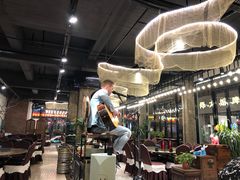 大堂-刘姐啤酒鱼民族演艺餐厅(西街总店)
