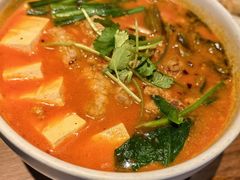 -云海肴·汽锅鸡·云南菜(天山百盛优客店)