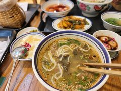 -云阿蛮云南生烫牛肉米线(奉贤路店)