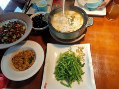 -魏铭鱼头捞饭(晋阳路店)