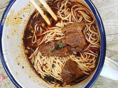 坨坨牛肉面-山城盅盅面