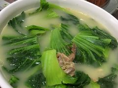 咸猪骨煲淋大芥菜-石岐乳鸽村(南海第三分店)
