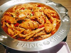 鸡翅煲-胖哥俩肉蟹煲(石家庄长安万达店)
