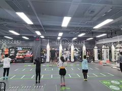 -拳力汇散打搏击泰拳俱乐部(绿地缤纷城店)