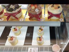 -花花卷卷·鲜食蛋糕(静安久光百货店)