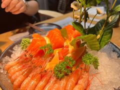 -枝魯枝魯自助料理