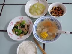 -爱贝尔高端月嫂(母婴护理)
