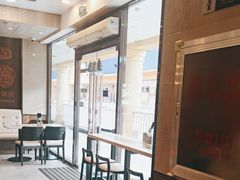 -康师傅私房牛肉面(马泉营奥莱店)
