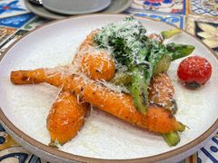 -LESCEDARS Brasserie Bistro香柏树