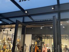 -MCM(比斯特上海购物村店)