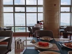 -湖景知味西餐厅•自助餐• 轻食(南京金茂威斯汀大酒店)