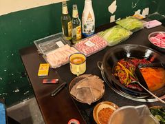 -渝井巷重庆老火锅(沈阳吉祥店)