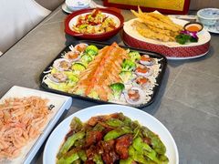 -鑫渔港海鲜本地菜·山海关浑锅(东戴河店)