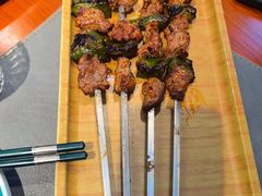 -乡村馕坑肉·烧烤·新疆菜·本地人更爱吃(阿勒泰首店)