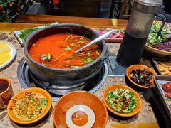 -贵厨酸汤牛肉(花果园国际中心店)