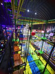 -失重星球乐园·蹦床馆(欢乐谷店)