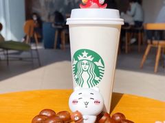 -星巴克臻选(嘉兴海宁银泰城店)