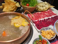 -牛村来人潮汕牛肉火锅(西单店)