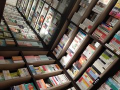 -钟书阁(群光广场店)