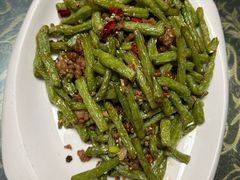 -一口猪海鲜浑锅·东北家常菜