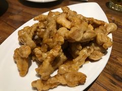 糖醋里脊-泉畔人家·老济南经典鲁菜(大明湖店)