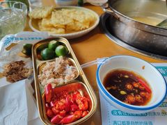 -三个椰子·现砍椰子鸡(江南万达店)