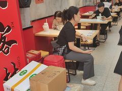 -窄巷口生烫牛肉米线(客村店)