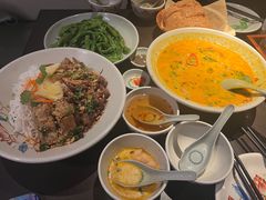 -大头虾越式风味餐厅(光明广场店)