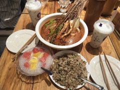 -嘉州叶婆婆钵钵鸡(建设路店)